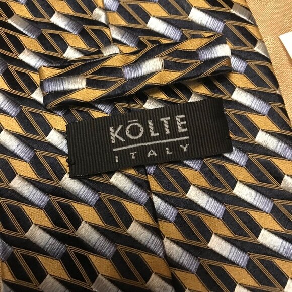 Kolte Designer Tie Italy 100% Silk Necktie Italy Gold Silver Black Geometric - Picture 3 of 5